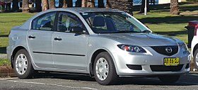 2004 Mazda 3 (BK) Neo sedan (2010-06-10).jpg